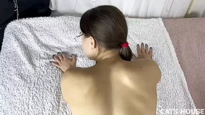 Big Guy Rails Petite Beauty