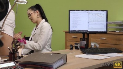 Desperate Girl Fucks for Loan to Score Instruments