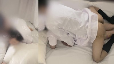 Steamy Night Shift: Nurse Gets Naughty with Doctor!