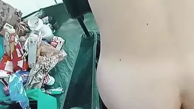 Amateur ATM Slut Gets Down and Dirty